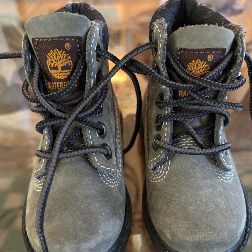 Sz 4 Toddler Waterproof Leather Timberland Boots